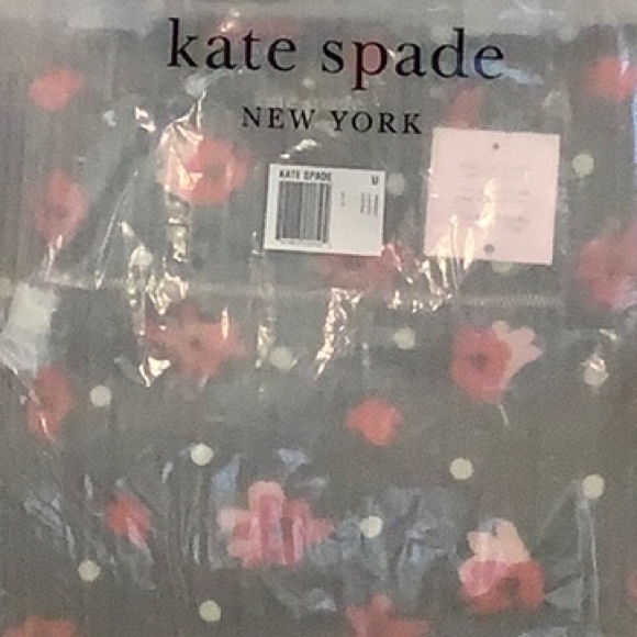 Kate Spade Diaper Bag Red Flowers Chelsea Whimsy Floral Baby Bag Navy Blue NWT - Picture 7 of 7